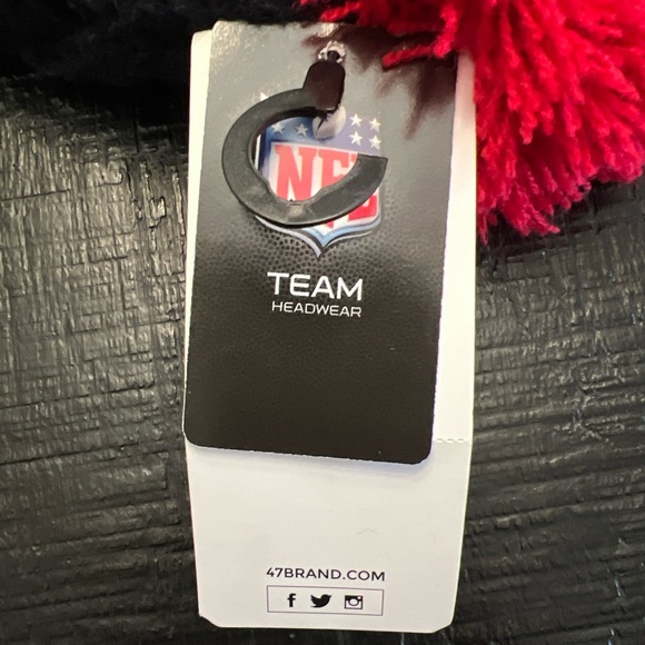 Womens Houston Texans Pompom Beanie NWT NFL Red OS - Picture 6 of 9